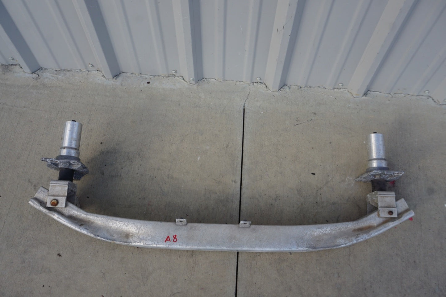 2004 - 2010 AUDI A8 QUATTRO FRONT BUMPER REINFORCEMENT IMPACT BAR 4E0807111AB