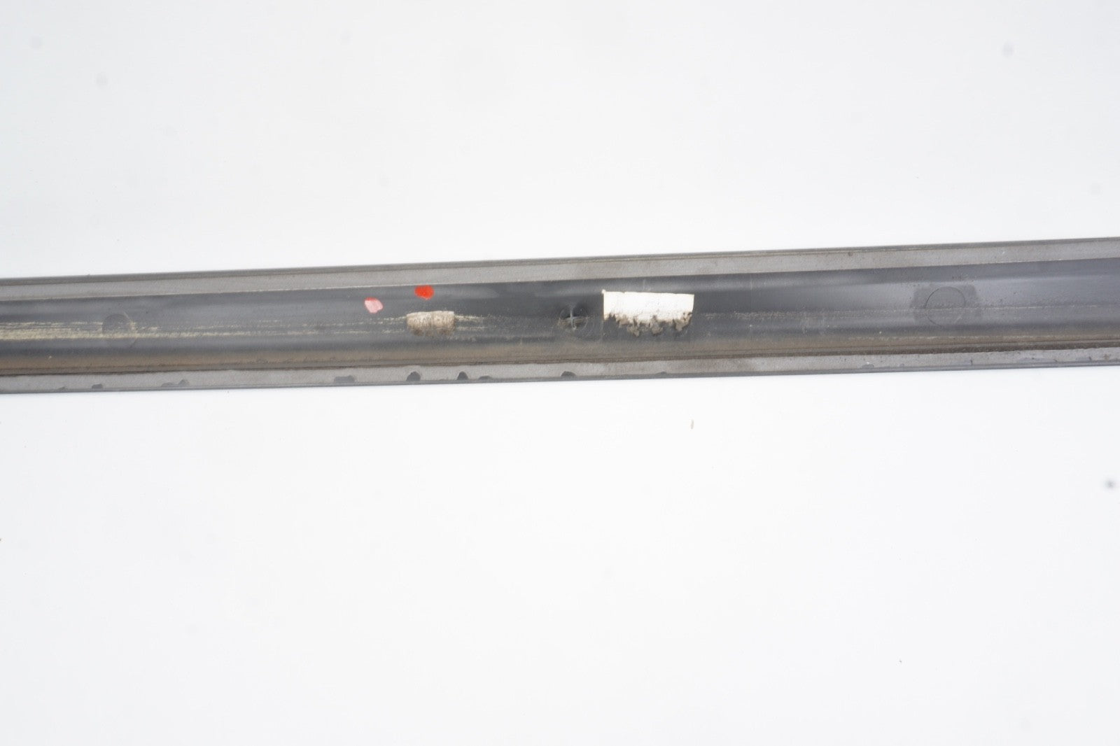 2006 - 13 VOLVO C70 FRONT LEFT DRIVER SIDE EXTERIOR DOOR MOLDING TRIM OEM BLACK