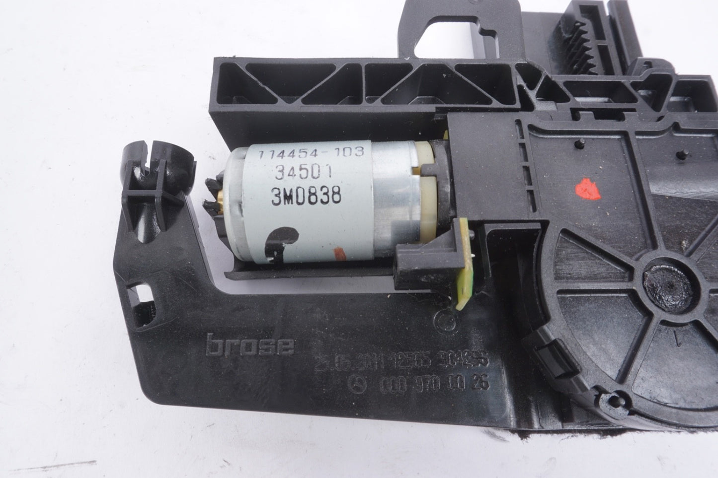 07-13 Mercedes W221 S550 CL550 S600 Front Seat Headrest Adjust Motor OEM