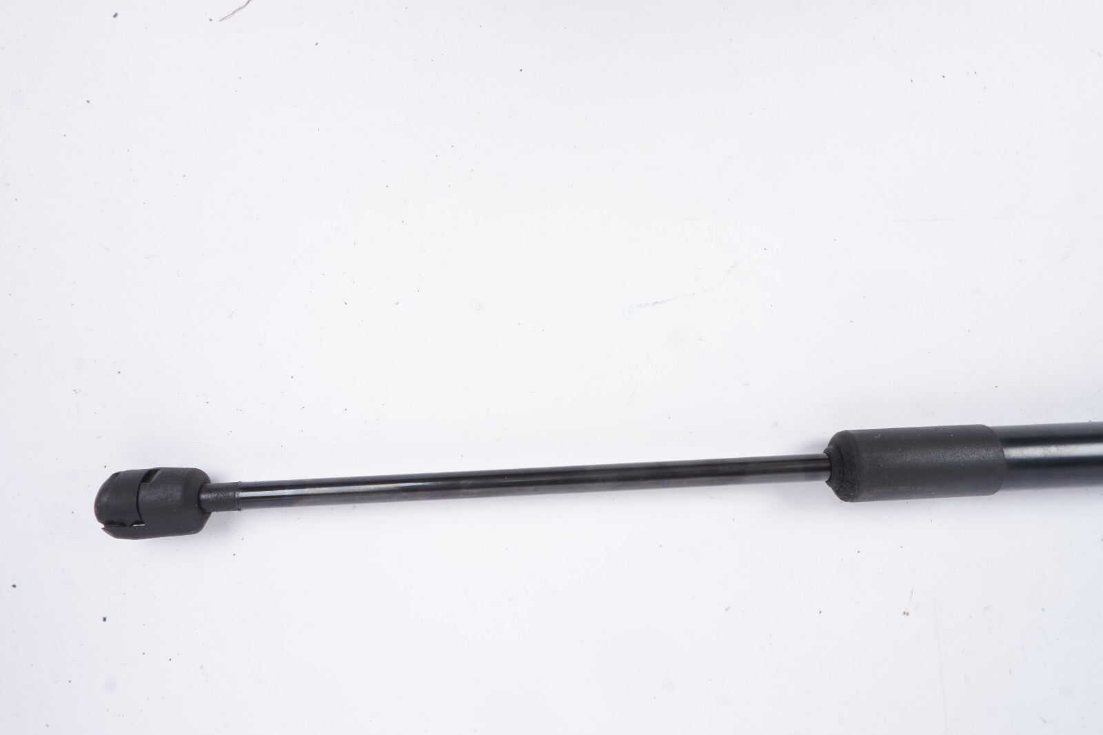 2014 - 2017 Fiat 500L Rear Tailgate Liftgate Shock Lift Strut Support  OEM