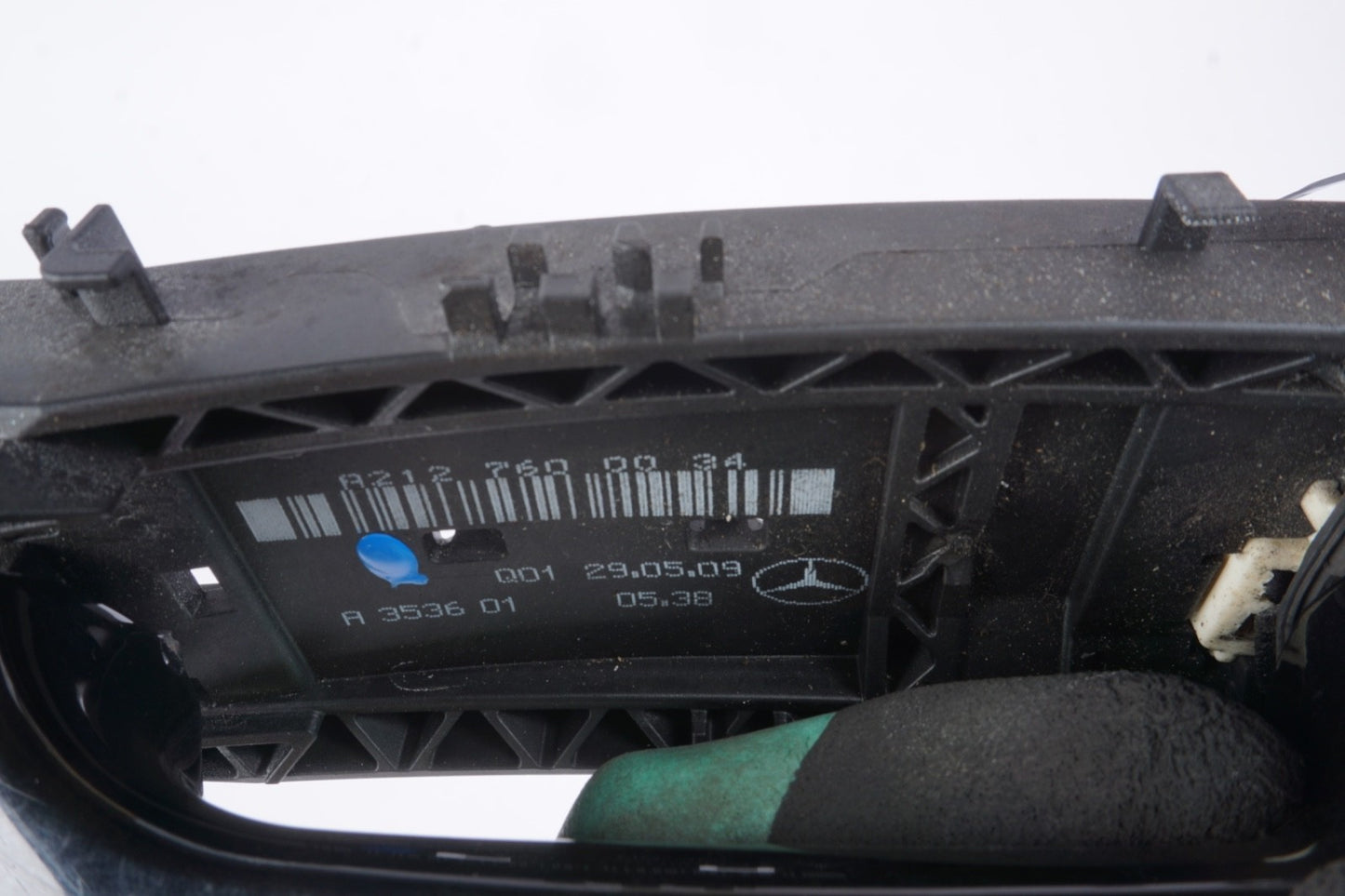 10-13 Mercedes W212 E350 E550 E63 AMG Front Left Driver Exterior Door Handle Oem