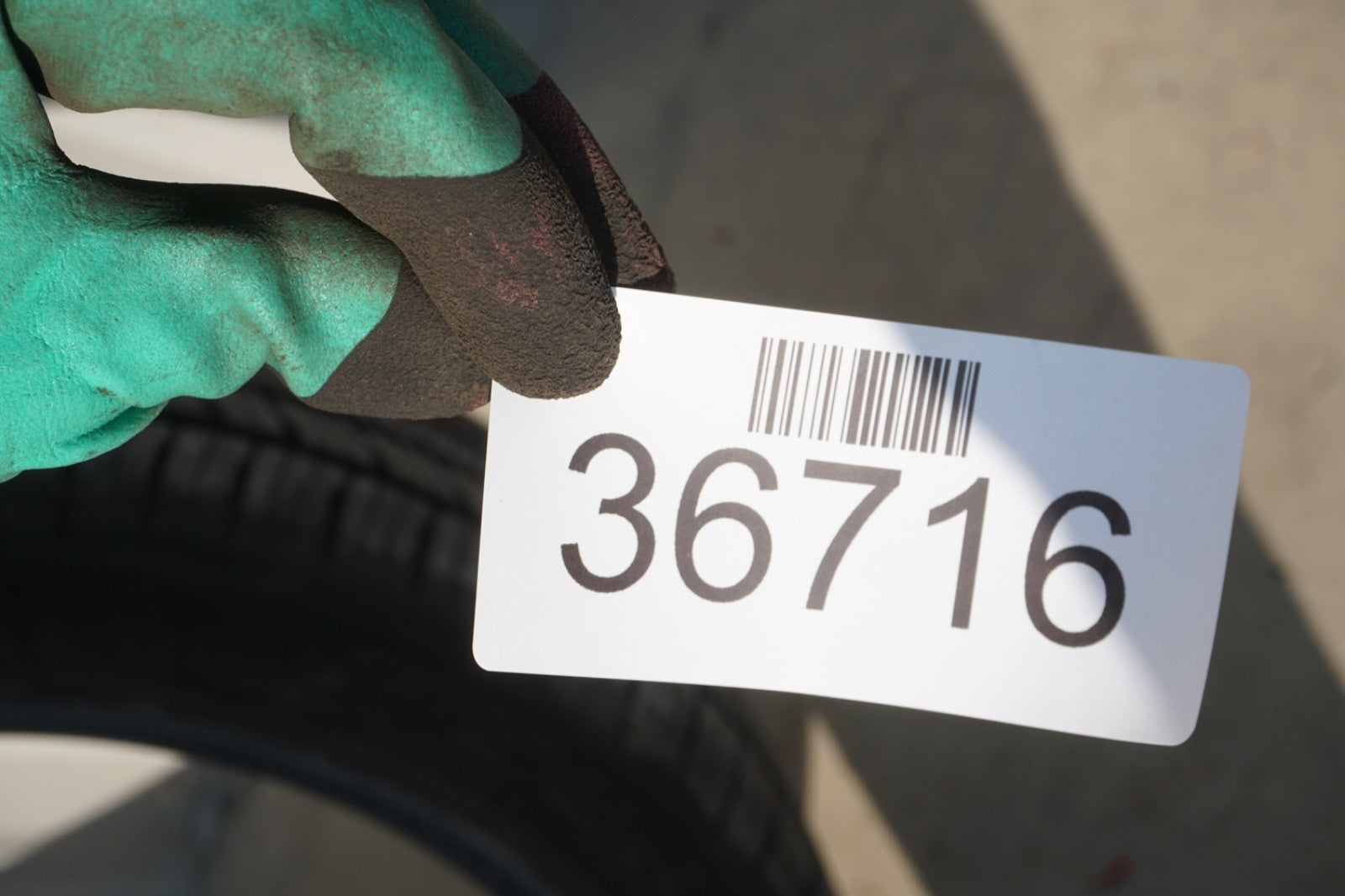 Pirelli Pzero All Season Plus 225/40R18 Tire (QTY 1) 9/32" - USED