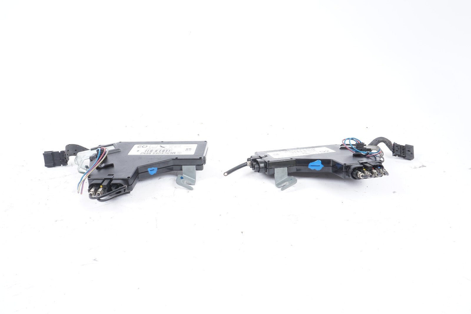03-08 Mercedes R230 SL500 SL55 AMG Antenna Amplifier AMP Left & Right OEM
