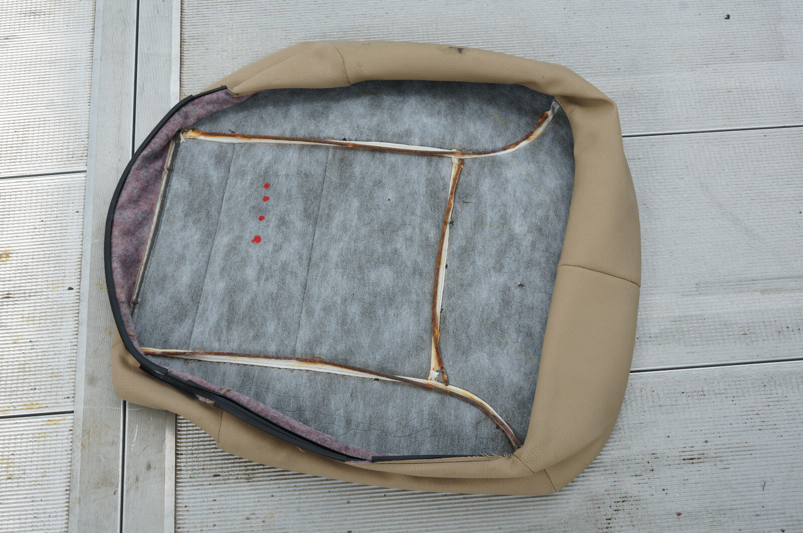 06-11 Mercedes ML350 ML500 REAR RIGHT PASS SIDE SEAT CUSHION COVER LOWER OEM