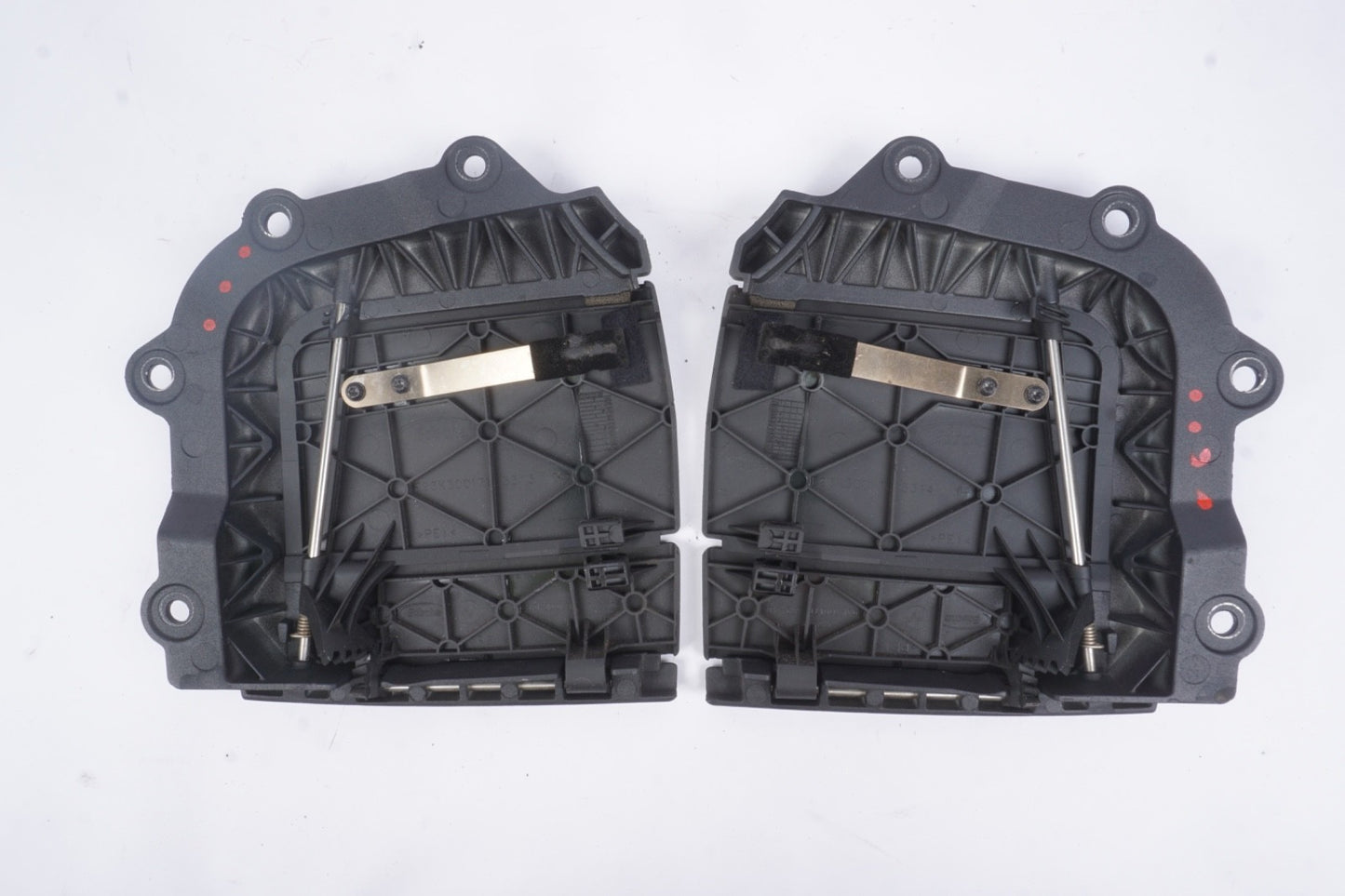 2013-2019 BMW 328 428  Left Right Side Rear Convertible Roof Flap Linkage Outlet