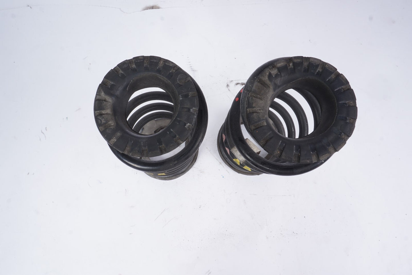 14 - 17 Fiat 500L Rear Coil Spring Left & Right OEM 36k