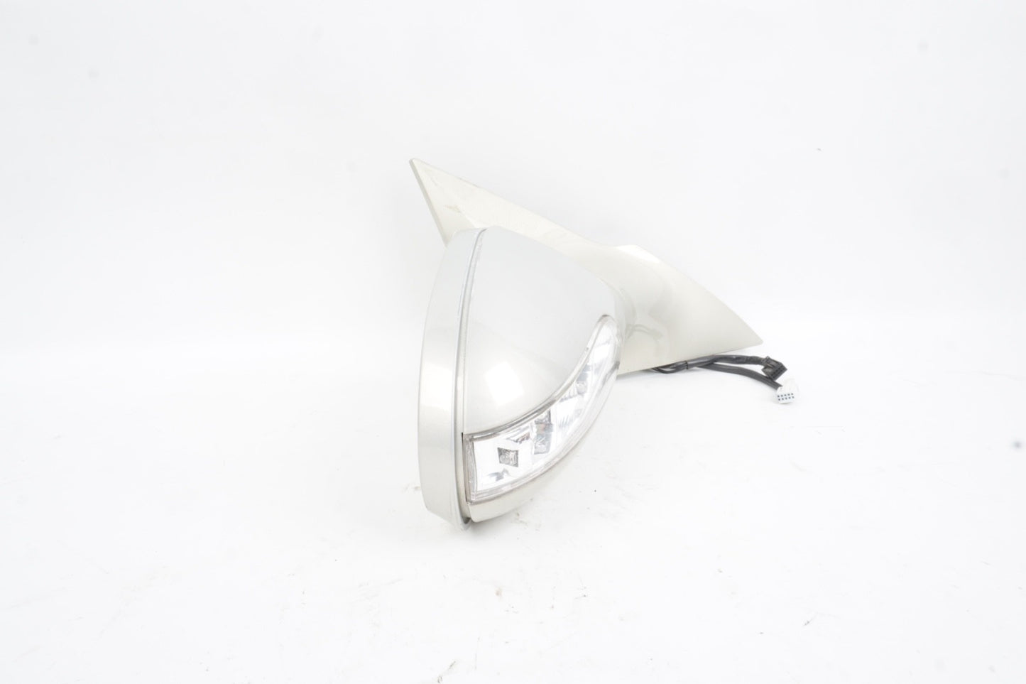 2003 - 2008 Mercedes R230 SL500 Front Right Side Mirror Door Rear View