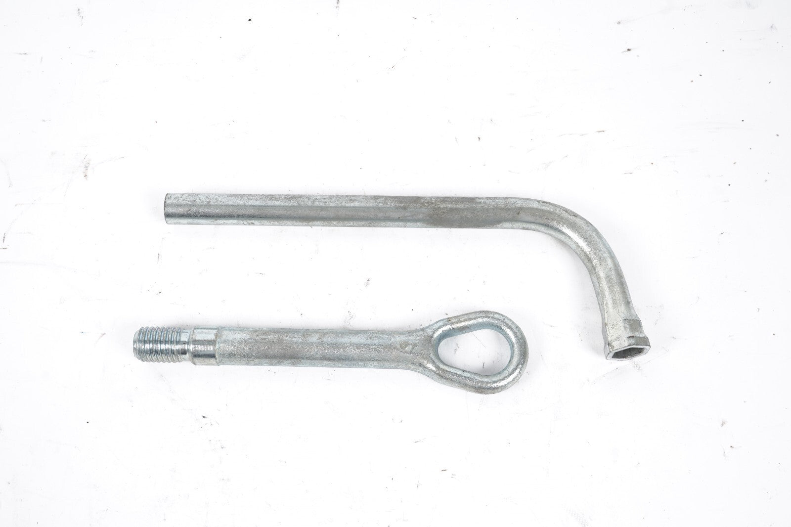 12-17 AUDI A8L A8 LUG WRENCH & TOW HOOK OEM