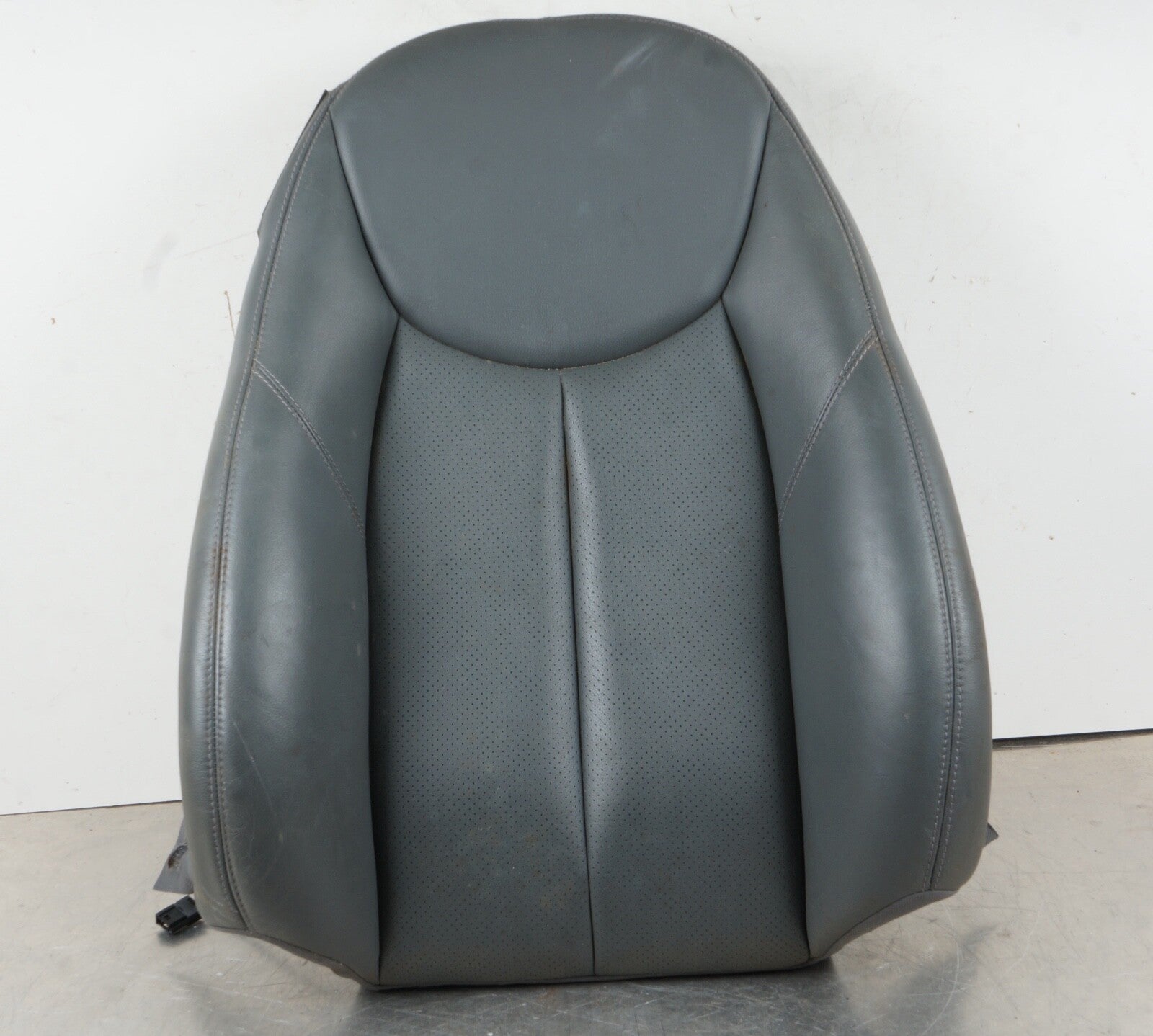 03-06 R230 MERCEDES SL500 FRONT PASSENGER RIGHT SEAT UPPER LEATHER