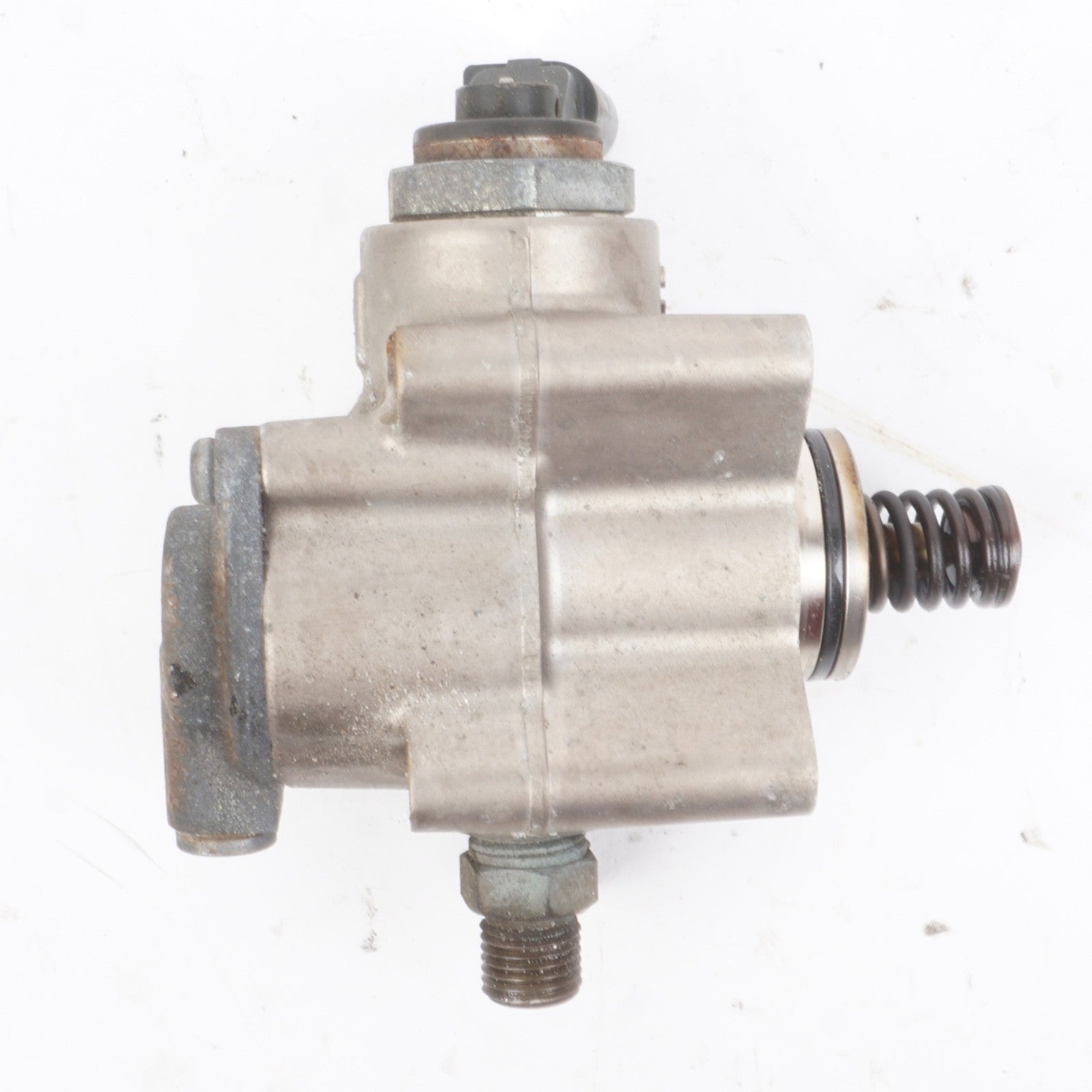 2007 - 2009 Audi A6 A8 Q7 4.2L Right Passenger High Pressure Fuel Pump OEM