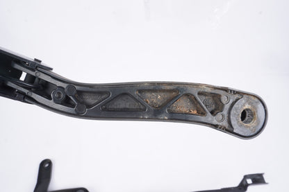 10-13 Mercedes Benz E350 Coupe Convert Left Right Front Windshield Wiper Arm OEM