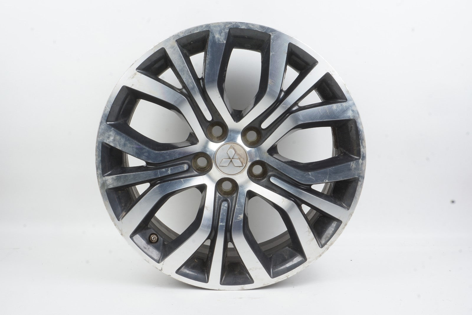 2016 - 2018 MITSUBISHI OUTLANDER ALUMINIUM WHEEL RIM  ALLOY J18X7J OEM
