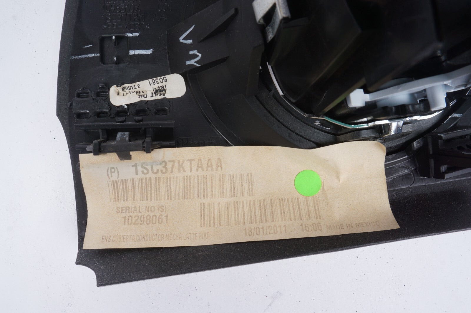 2012 - 2019 Fiat 500 Instrument Panel Dash Air Vent Trim OEM