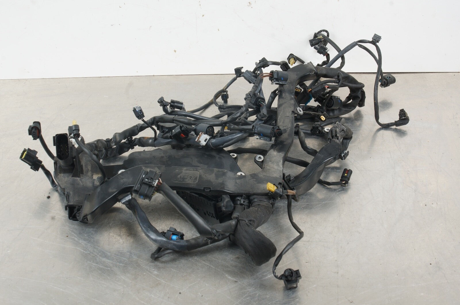 2013 MERCEDES GL450 S550 4.6L V8 TWIN TURBO ENGINE WIRING HARNESS OEM