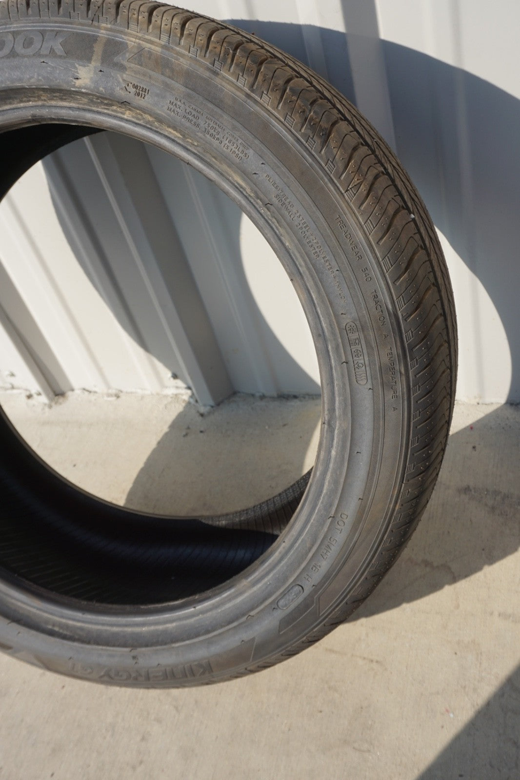 Used 245/45R19 Hankook Kinergy GT 98H - 10/32