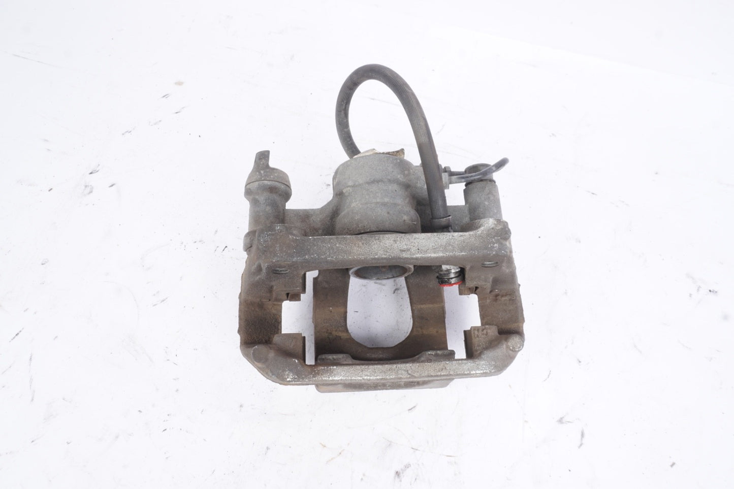 2014 - 2020 Maserati Ghibli Rear Left Driver Side Brake Caliper 6700096670 OEM