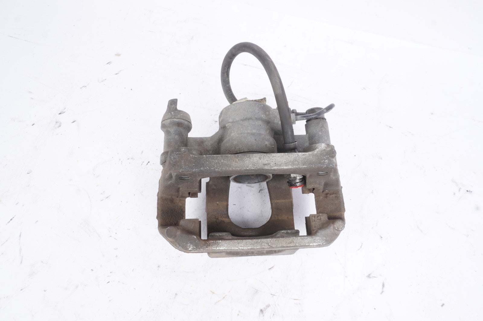 2014 - 2020 Maserati Ghibli Rear Left Driver Side Brake Caliper 6700096670 OEM