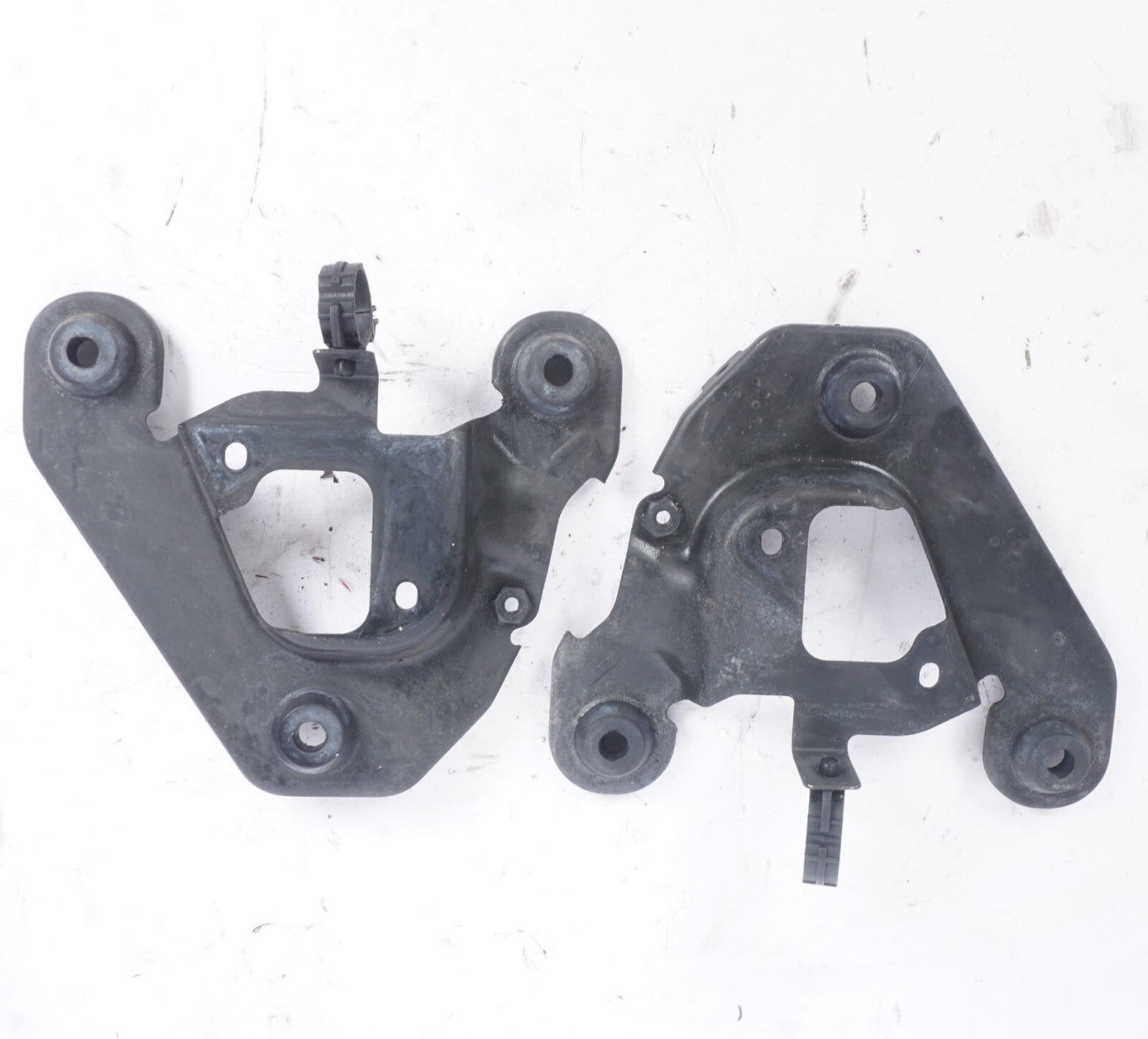 2014-2019 Maserati Ghibli Air Box Bracket Left & Right OEM