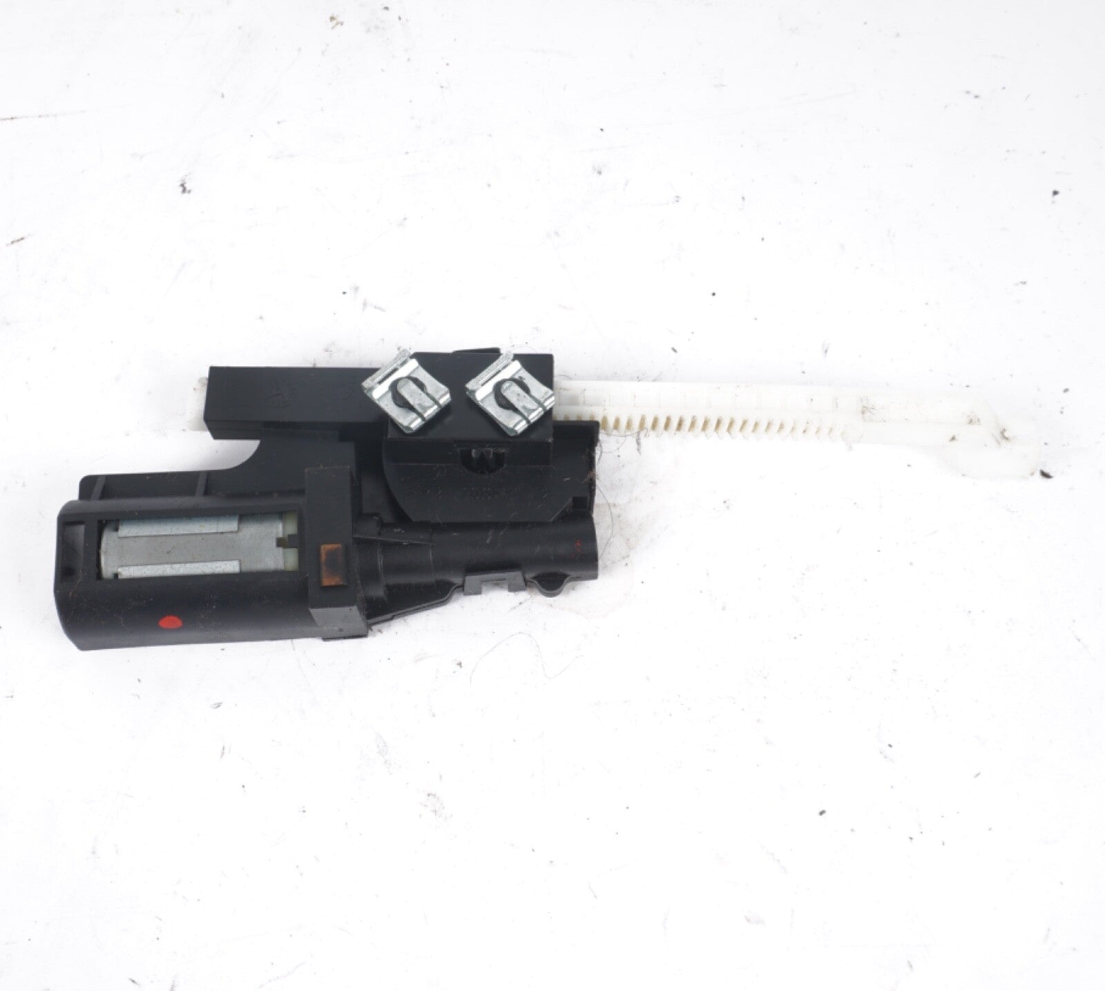 00-14 Mercedes R230 SL500 CL550 CL55 SL63 AMG Front Seat Headrest Motor OEM