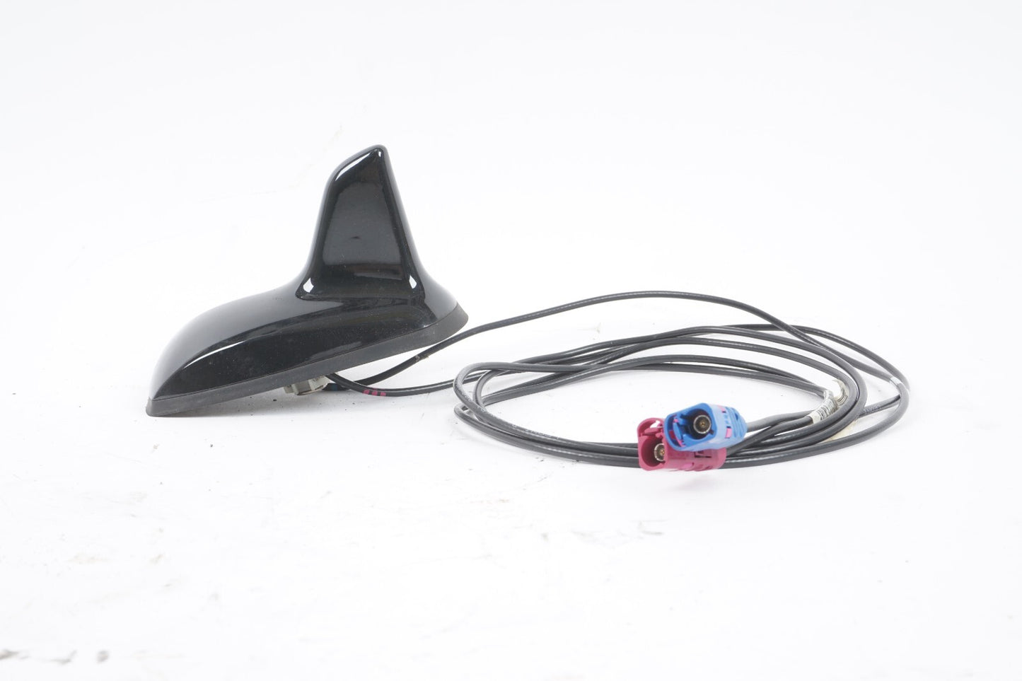 12 - 14 Mercedes C300 W204 ROOF SHARK FIN ANTENNA OEM