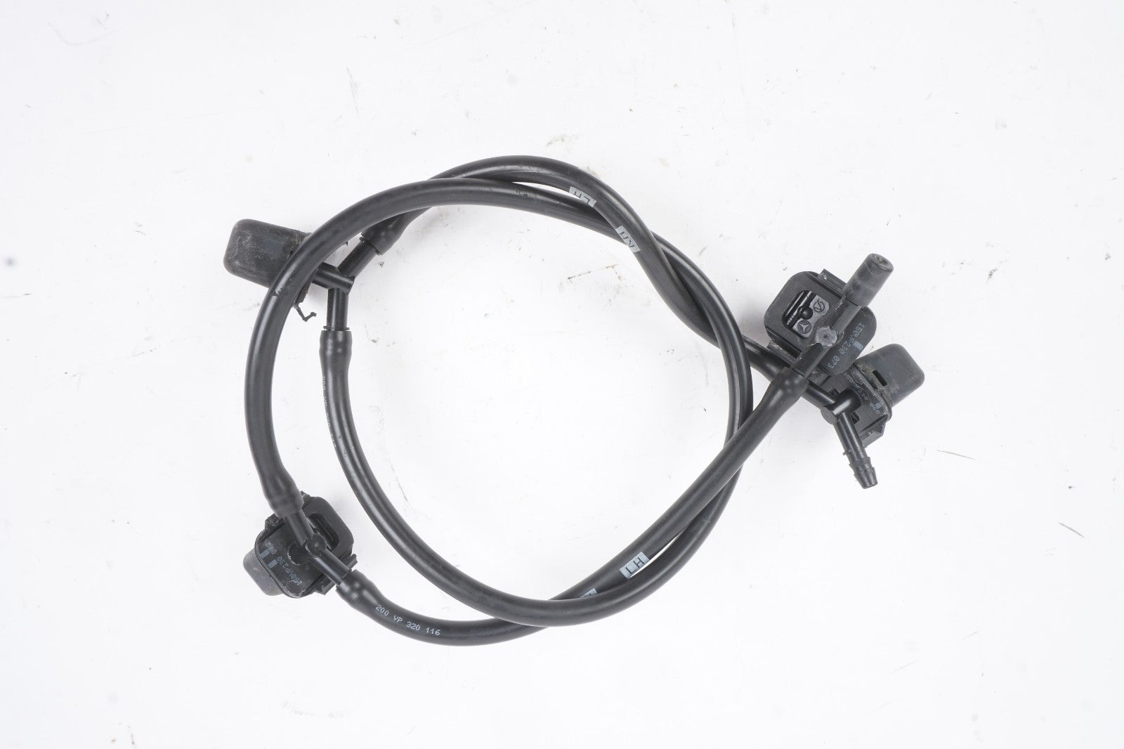 13-16 Mercedes X166 GL450 GL550  Windshield Washer Nozzles Heated & Hose  OEM