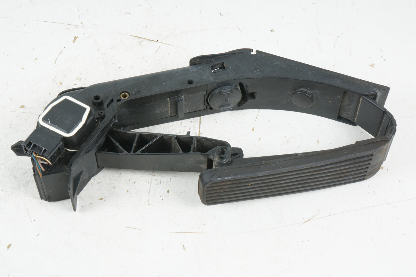 2007 - 2013 MERCEDES W221 S400 S63 CL550 CL600 GAS PEDAL ACCELERATOR OEM