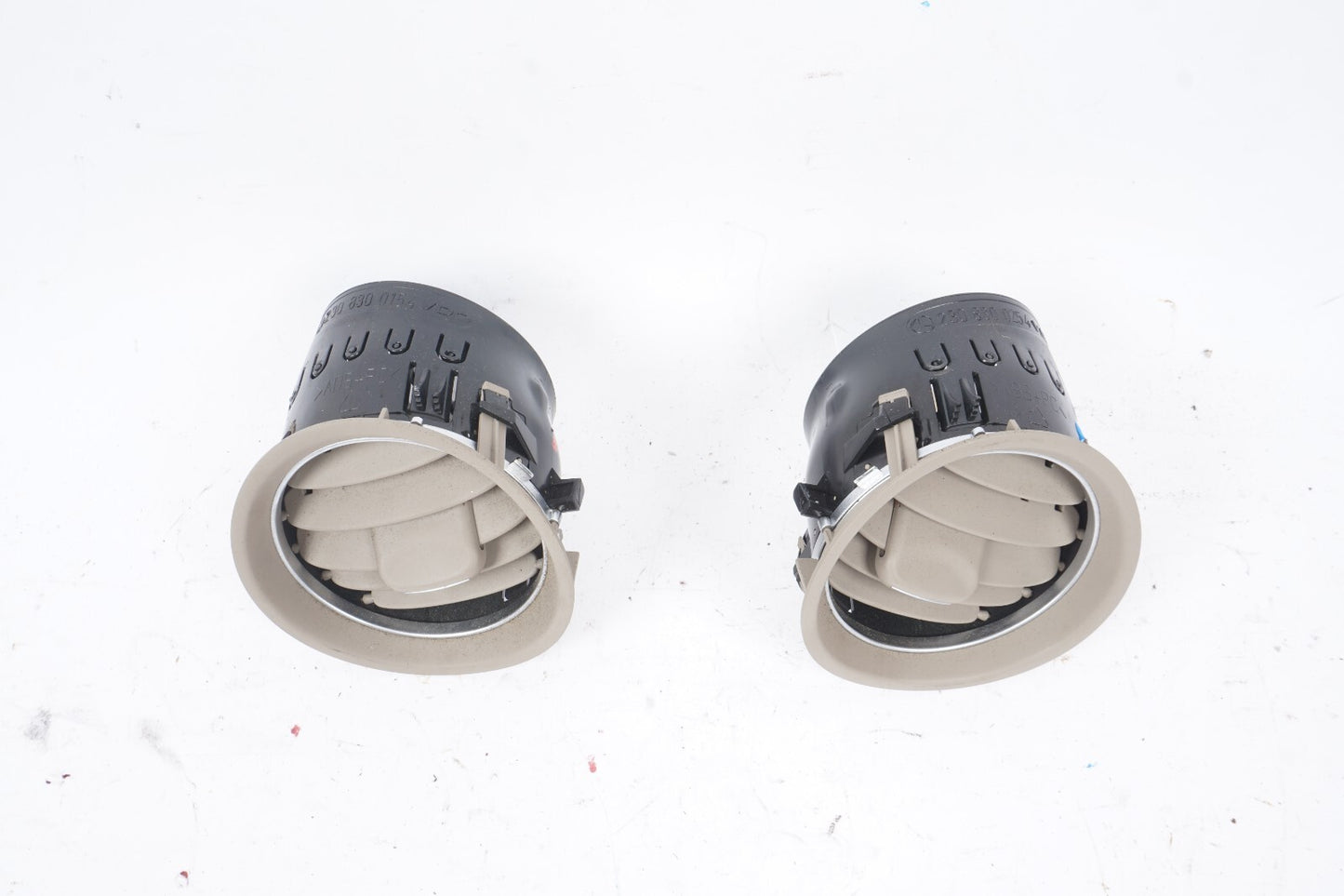 03-12 Mercedes R230 SL500 SL550 Dash Ac Heater Air Vent Left & Right OEM