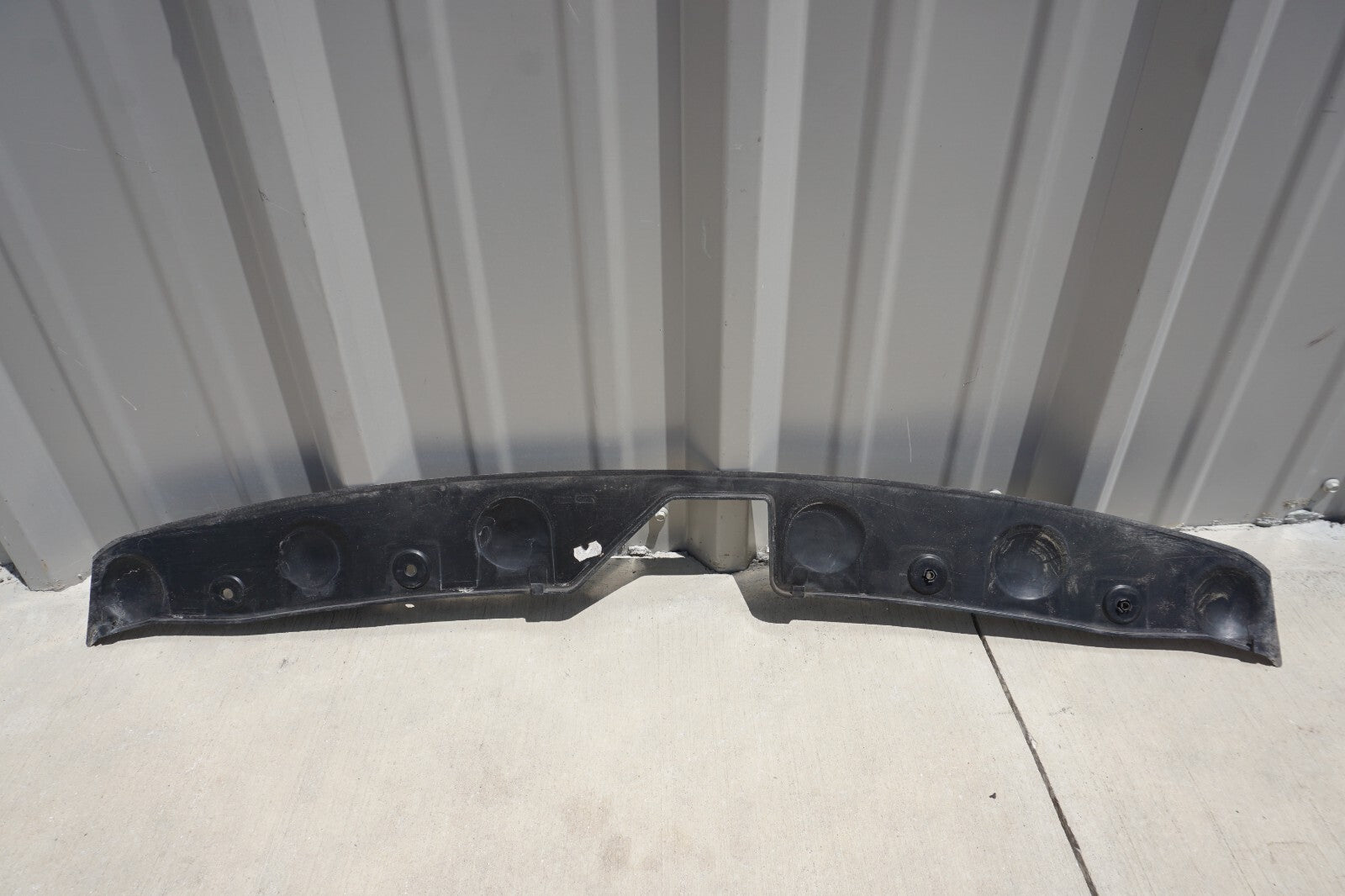 14-20 Maserati Ghibli M157 Front Bumper Upper Support Trim Panel 670010774 OEM