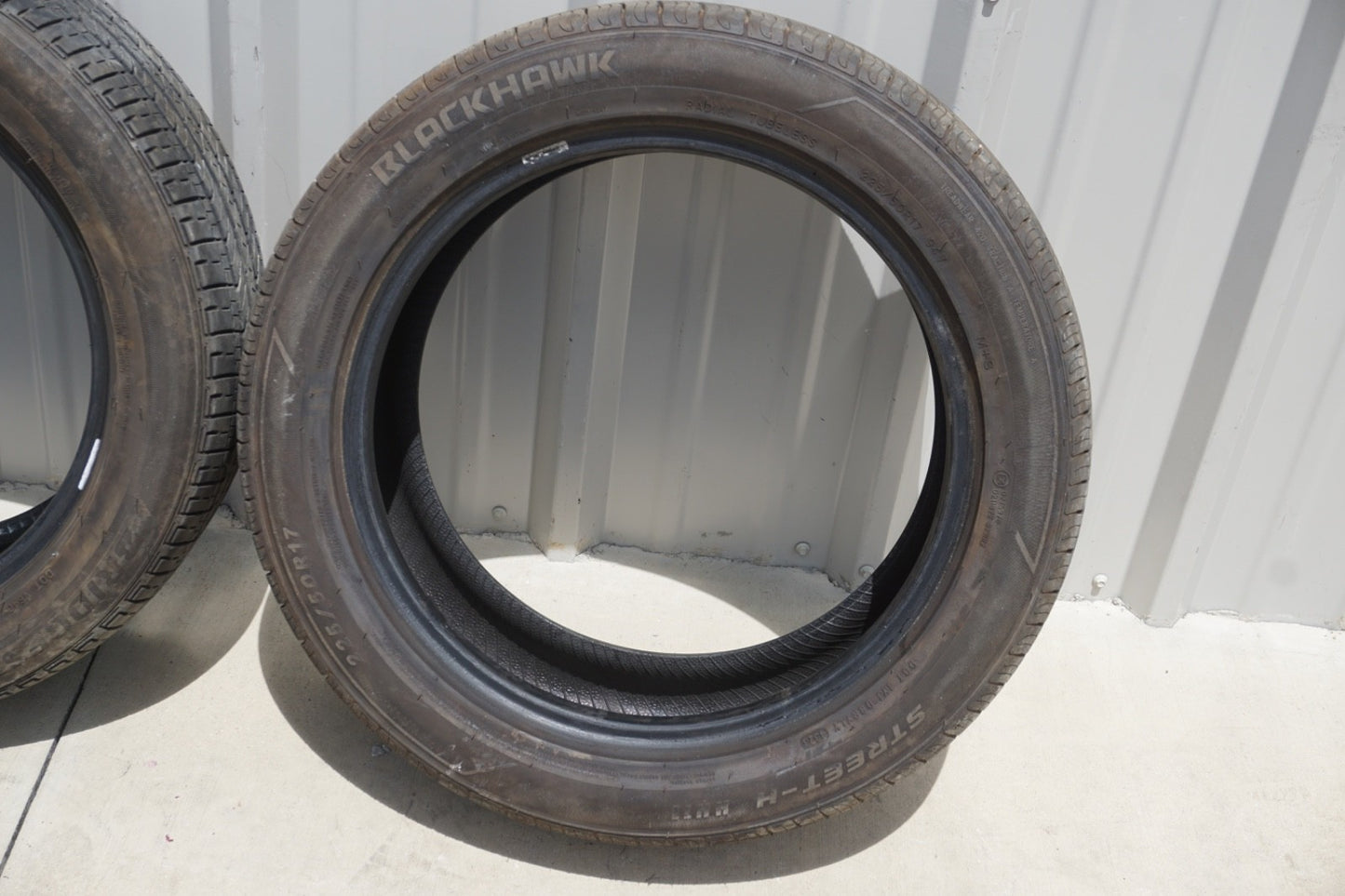 P225/50R17 Blackhawk STREET-H HH11 94 V Used - PAIR