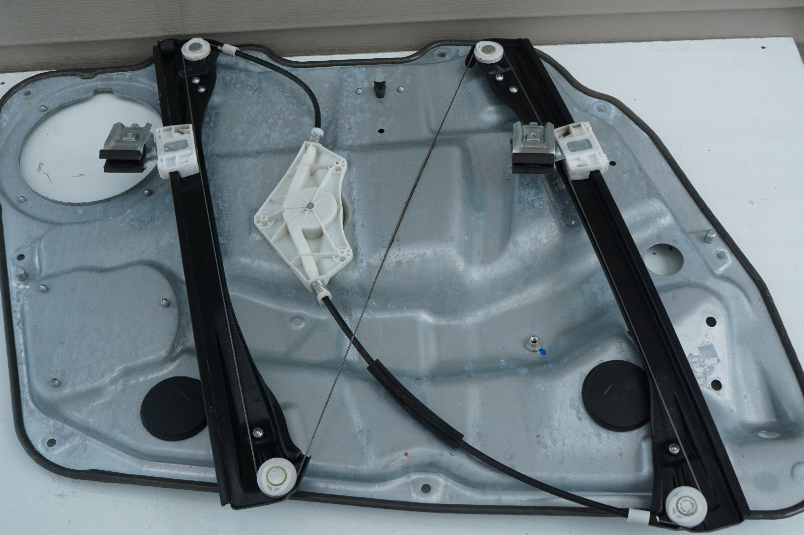06-11 Mercedes ML350 ML500 FRONT RIGHT PASS SIDE WINDOW REGULATOR & MOTOR OEM