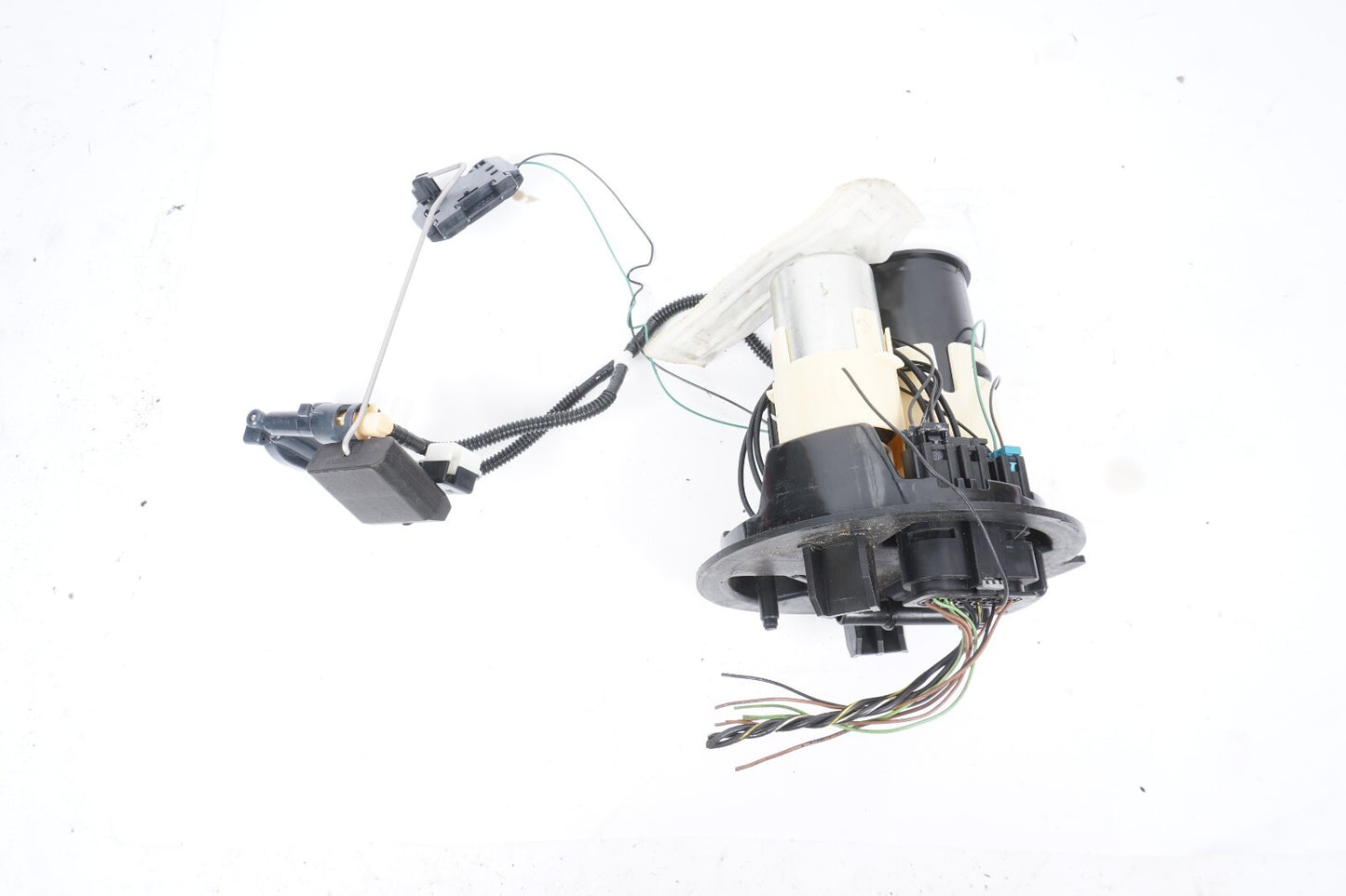 14-17 Mercedes S550 W222 Fuel Pump 2225400217 OEM