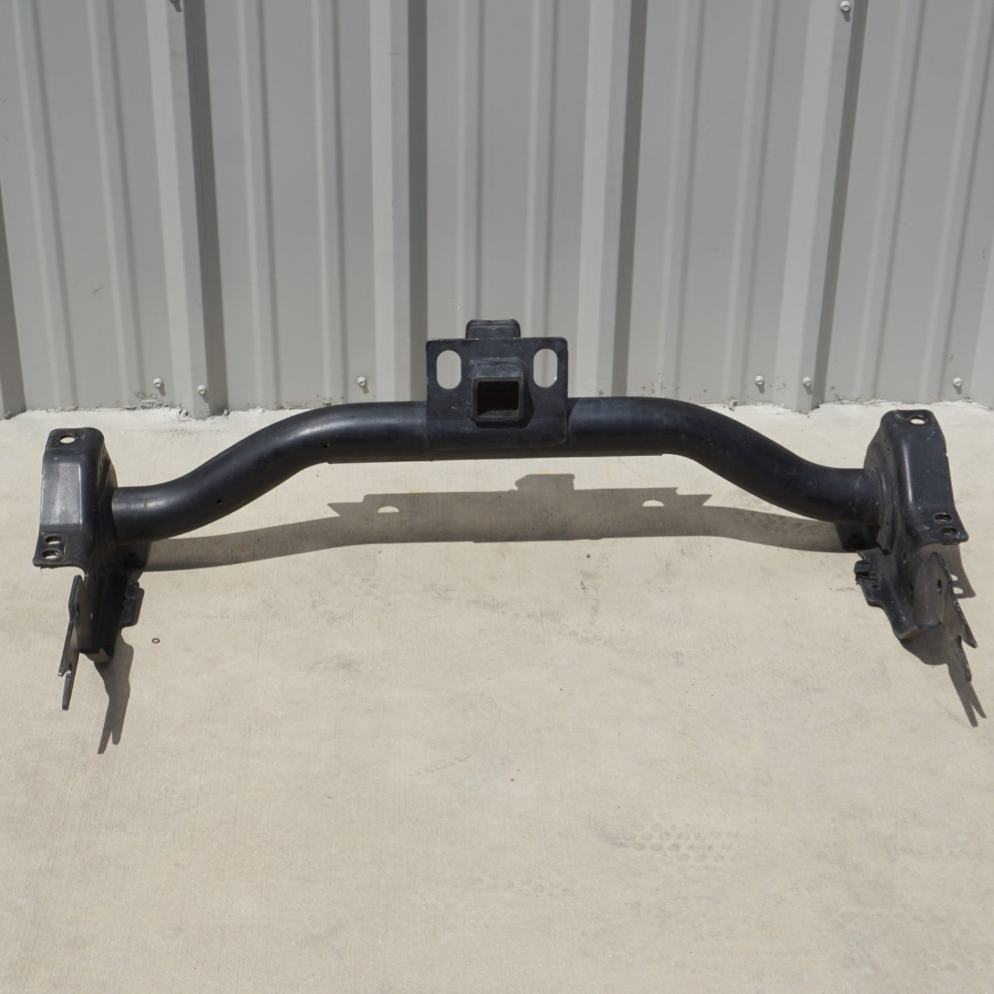 2016 - 2019 NISSAN TITAN XD REAR BUMPER TOW TOWING HITCH BAR OEM