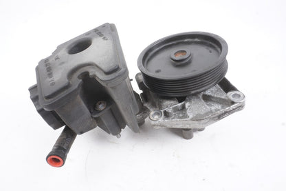 08-11 Mercedes W204 C300 Power Steering Pump Reservoir Assembly  OEM