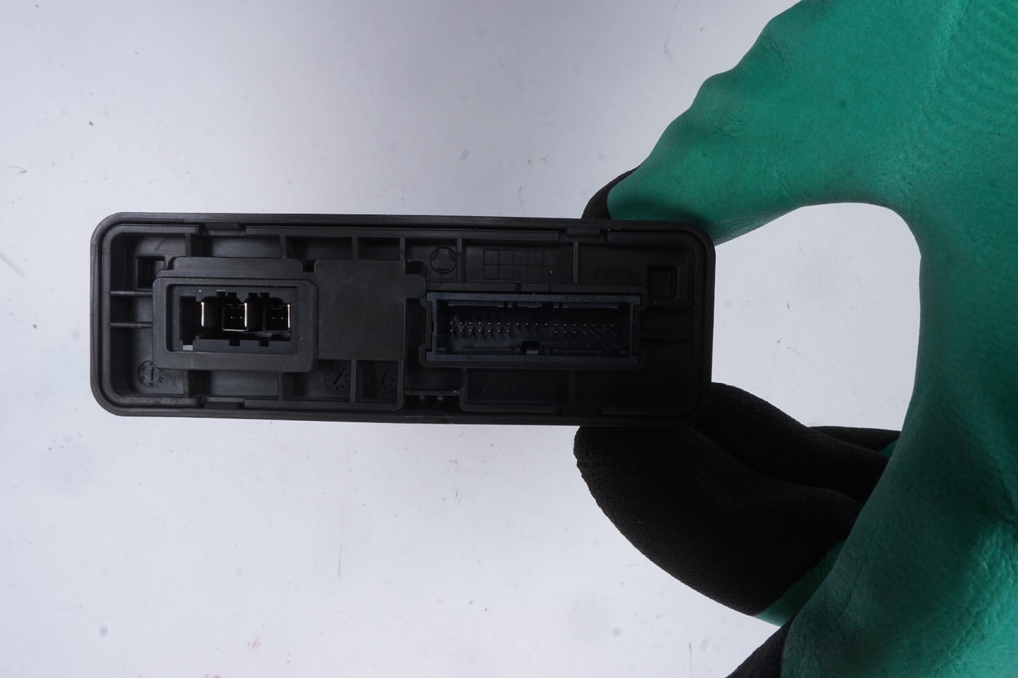 2021 - 2023 Polestar 2 Recharge Control Module 32334678 OEM