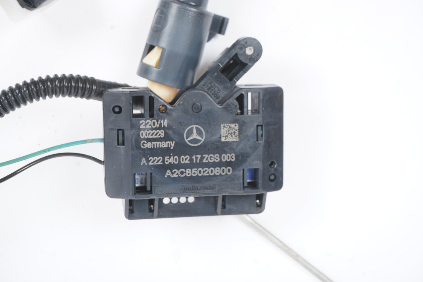 14-17 Mercedes S550 W222 Fuel Pump 2225400217 OEM