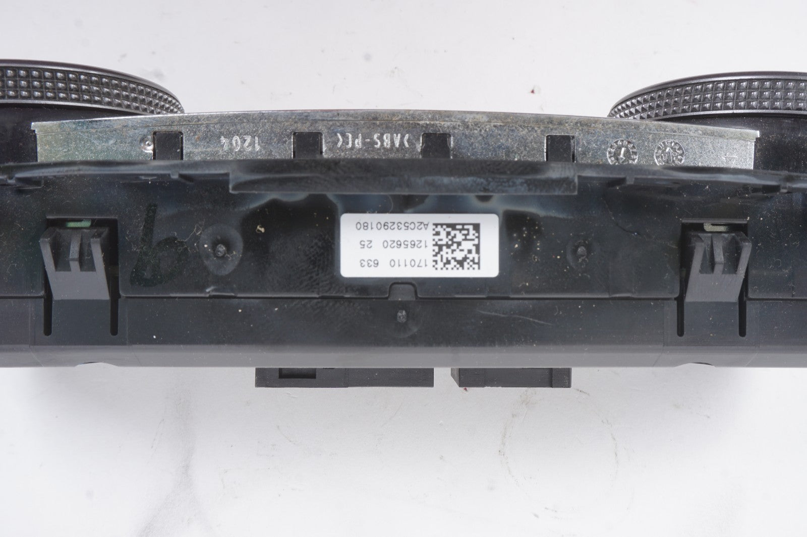 08-11 Mercedes C300 AC Heater Climate Control 2049002303  OEM