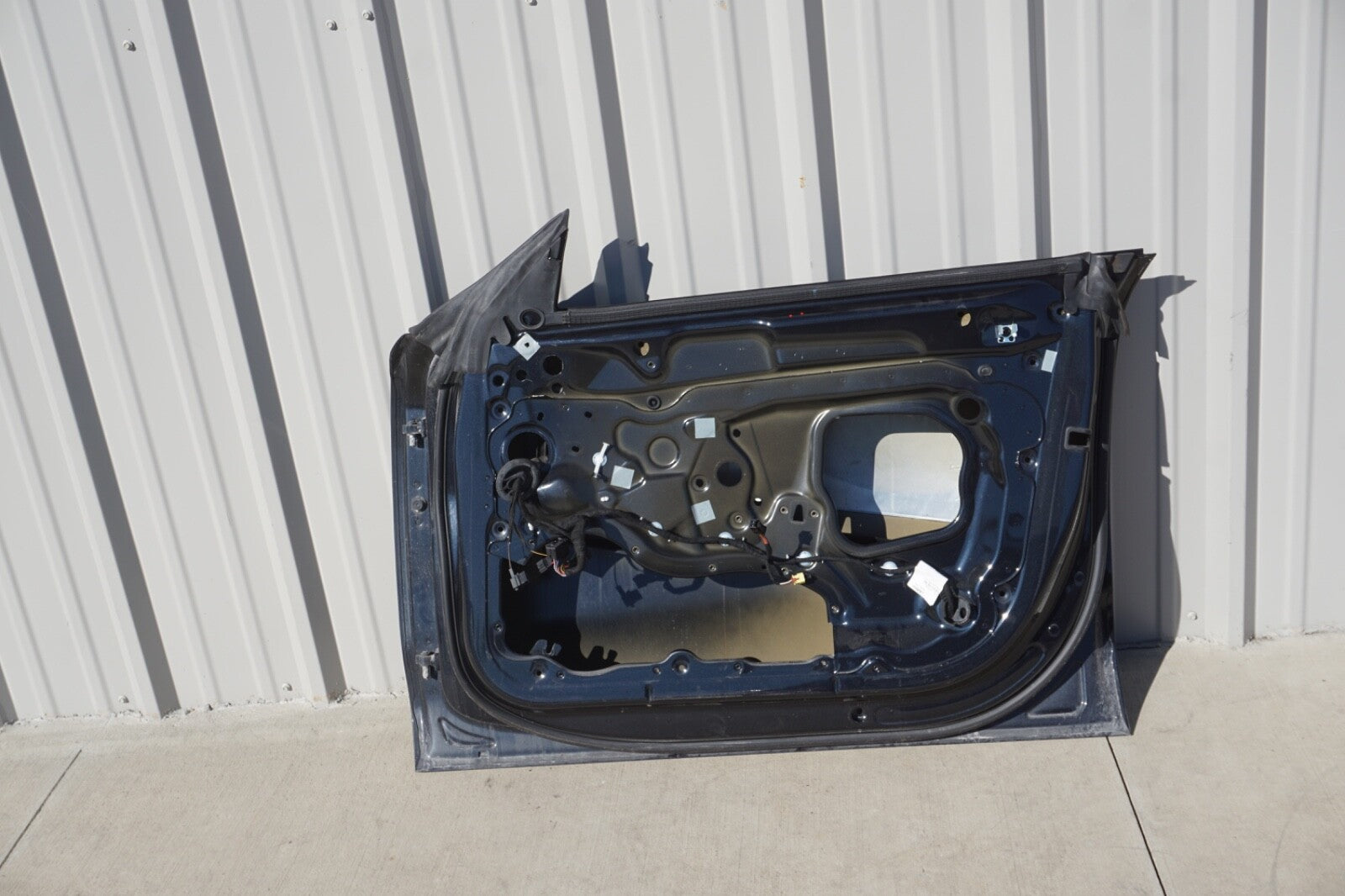 2012 - 2017 AUDI A7 FRONT RIGHT PASSENGER SIDE DOOR SHELL  OEM BLUE