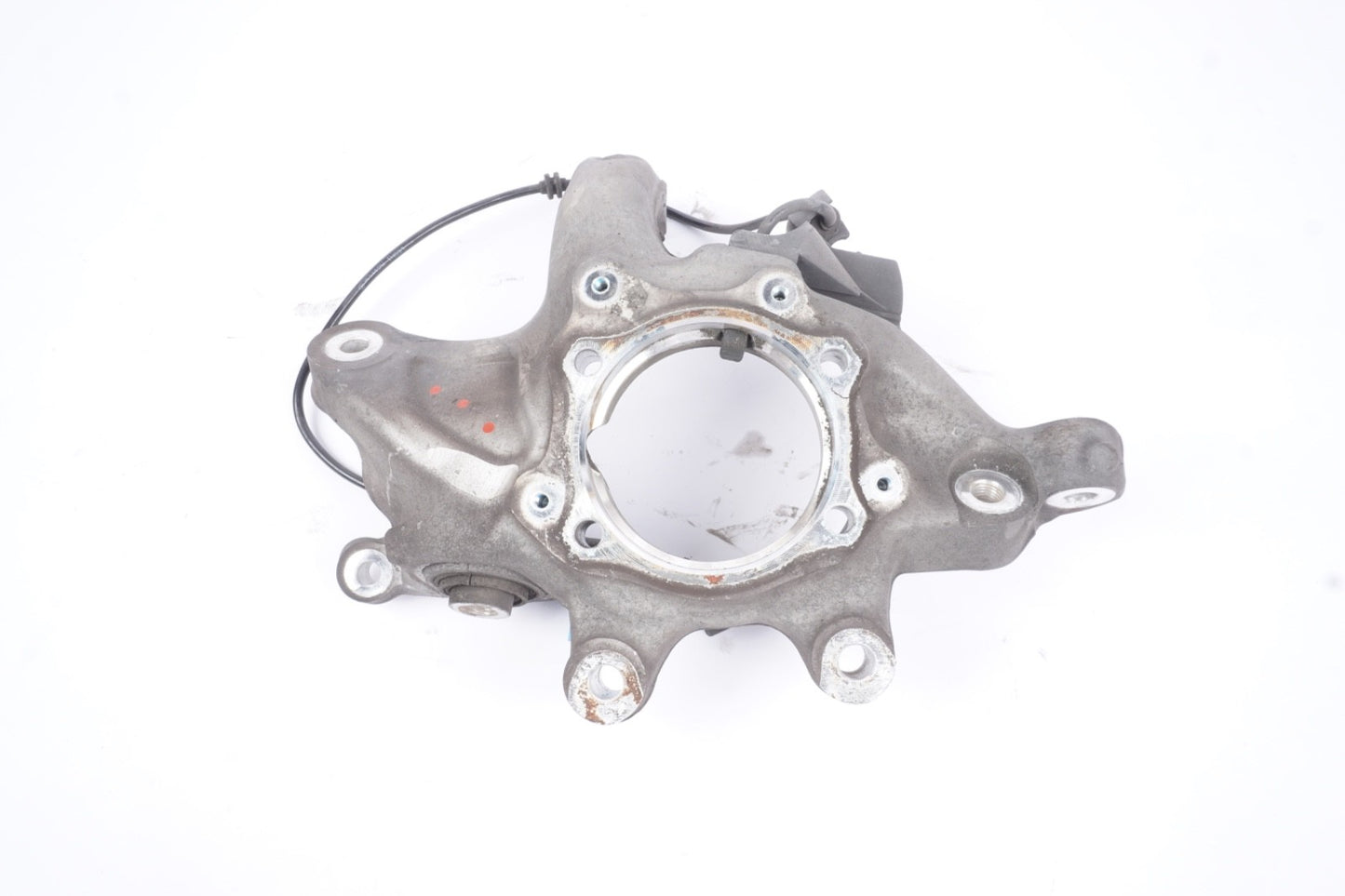 2014 - 2017 MERCEDES S S550 W222 REAR LEFT DRIVER SIDE SPINDLE KNUCKLE OEM