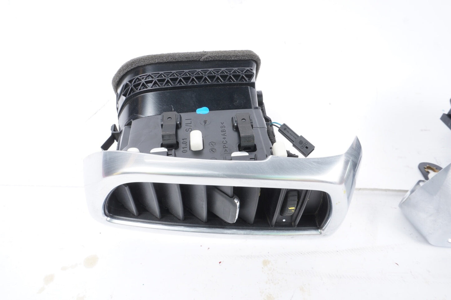 2011 - 2018 PORSCHE CAYENNE FRONT LEFT RIGHT DASH BOARD A/C AIR VENT OEM SIDES