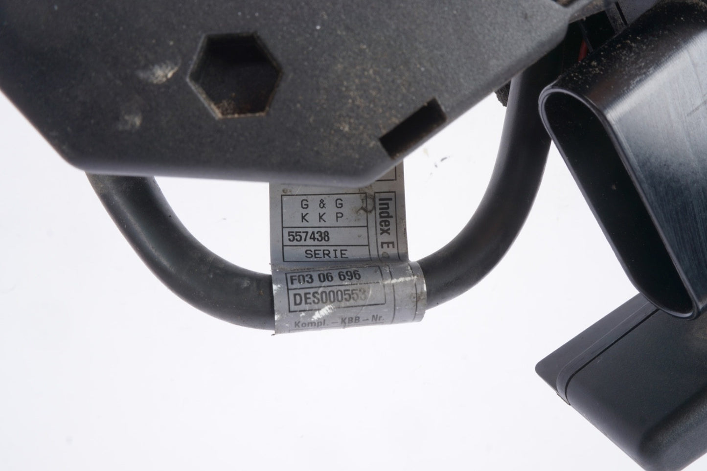 2010-2013 Mercedes-Benz E350 Positive Battery Terminal Cable & Junction Box OEM