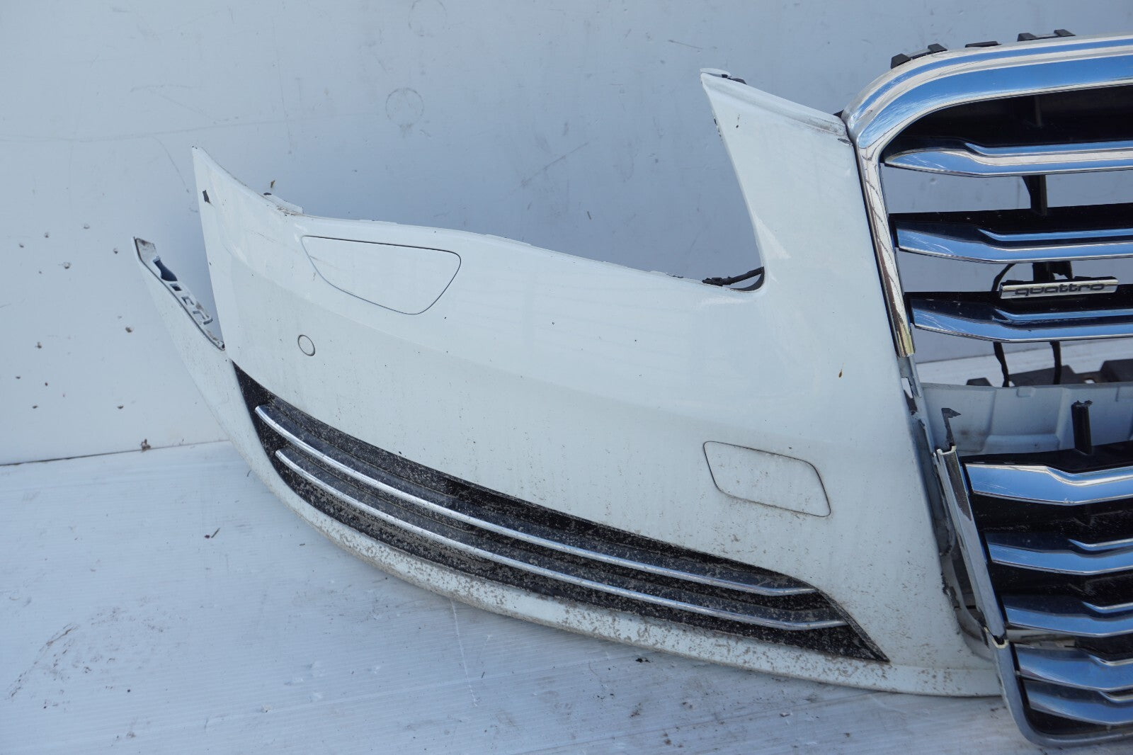 2011 - 2014 AUDI A8 A8L FRONT BUMPER COVER ASSEMBLY OEM