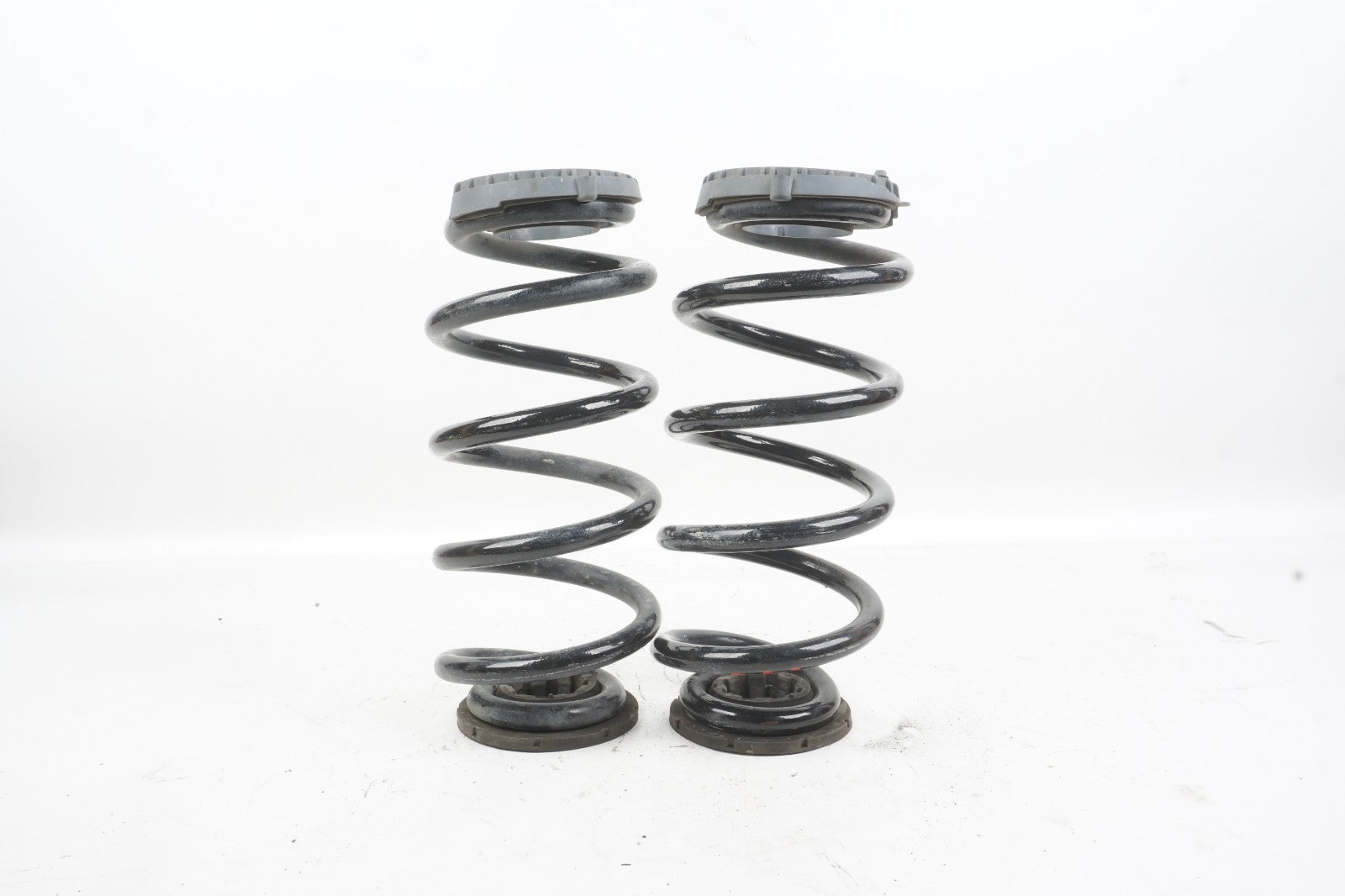 2022 - 2023 MERCEDES EQB300 X243 REAR SUSPENSION COIL SPRING SET OEM