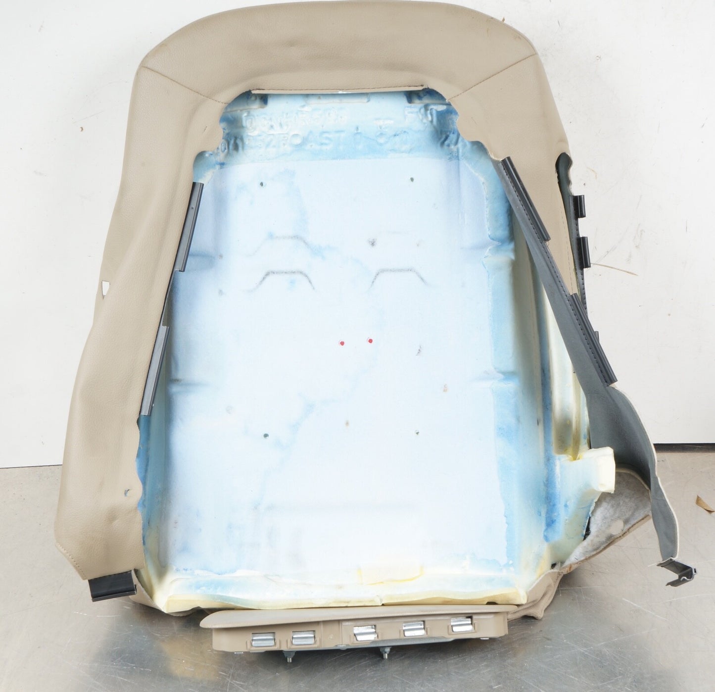 08-14 Mercedes C200 C300 C350 Front Right Driver Side Top Upper Seat Cushion