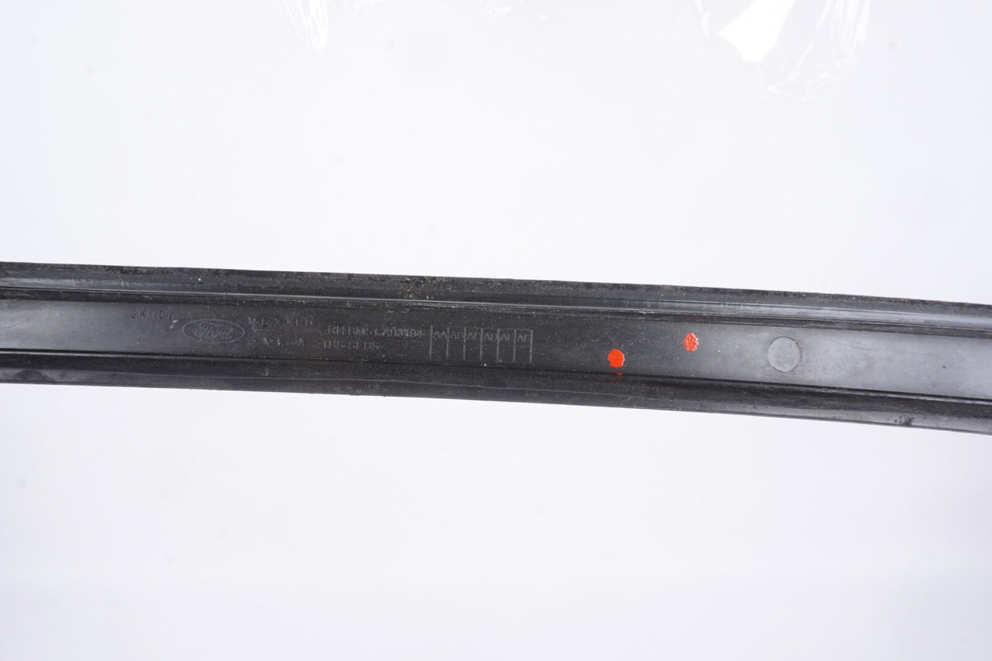 2012-2018 FORD FOCUS SE FRONT LEFT RIGHT SIDE WINDSHIELD MOLDING TRIM OEM