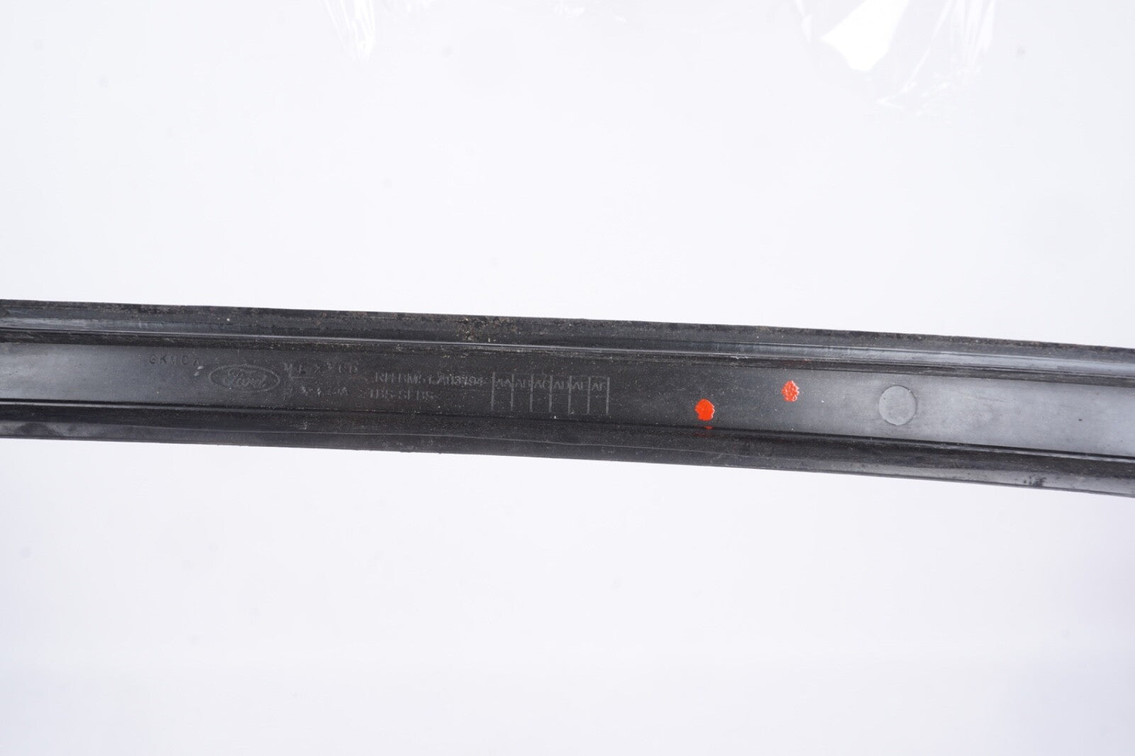 2012-2018 FORD FOCUS SE FRONT LEFT RIGHT SIDE WINDSHIELD MOLDING TRIM OEM