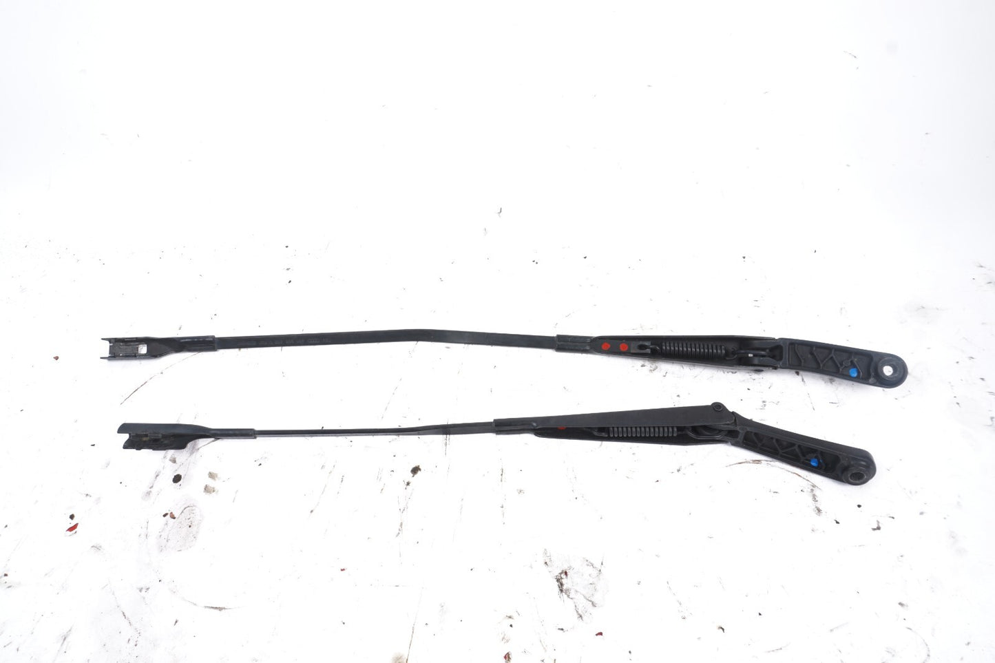 2012 - 2017 Audi A7 Front Windshield Wiper Arm Left & Right OEM