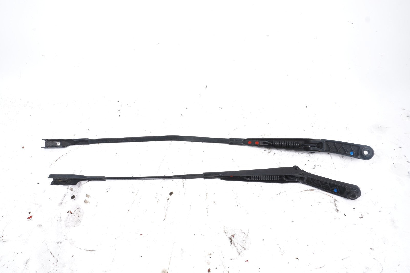 2012 - 2017 Audi A7 Front Windshield Wiper Arm Left & Right OEM