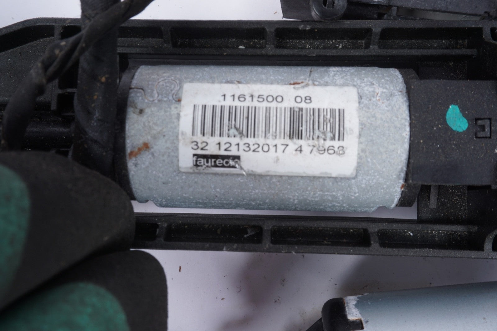 2018 - 2022 BMW X2 F39 OEM Right Front Seat Track Frame
