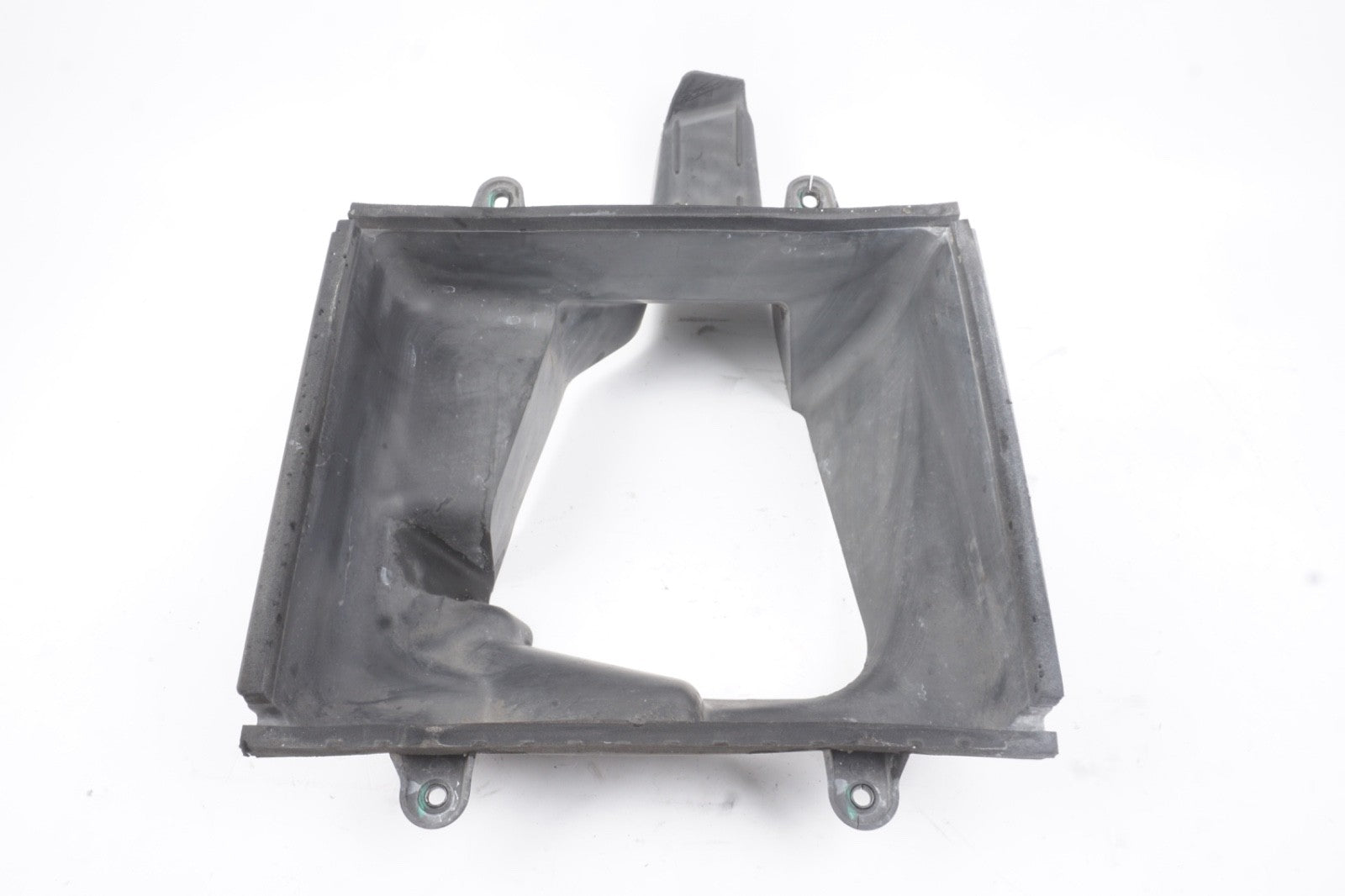 2014 - 2019 Maserati Ghibli Front Left Bumper Cooler Cowl Air Guide Cover OEM