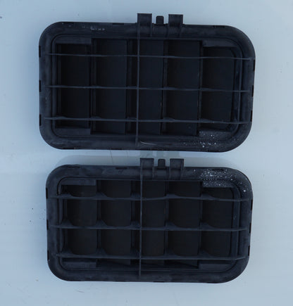 2011 - 2017 AUDI A8L A8 REAR LEFT & RIGHT QUARTER PANEL AIR VENT GRILLE OEM
